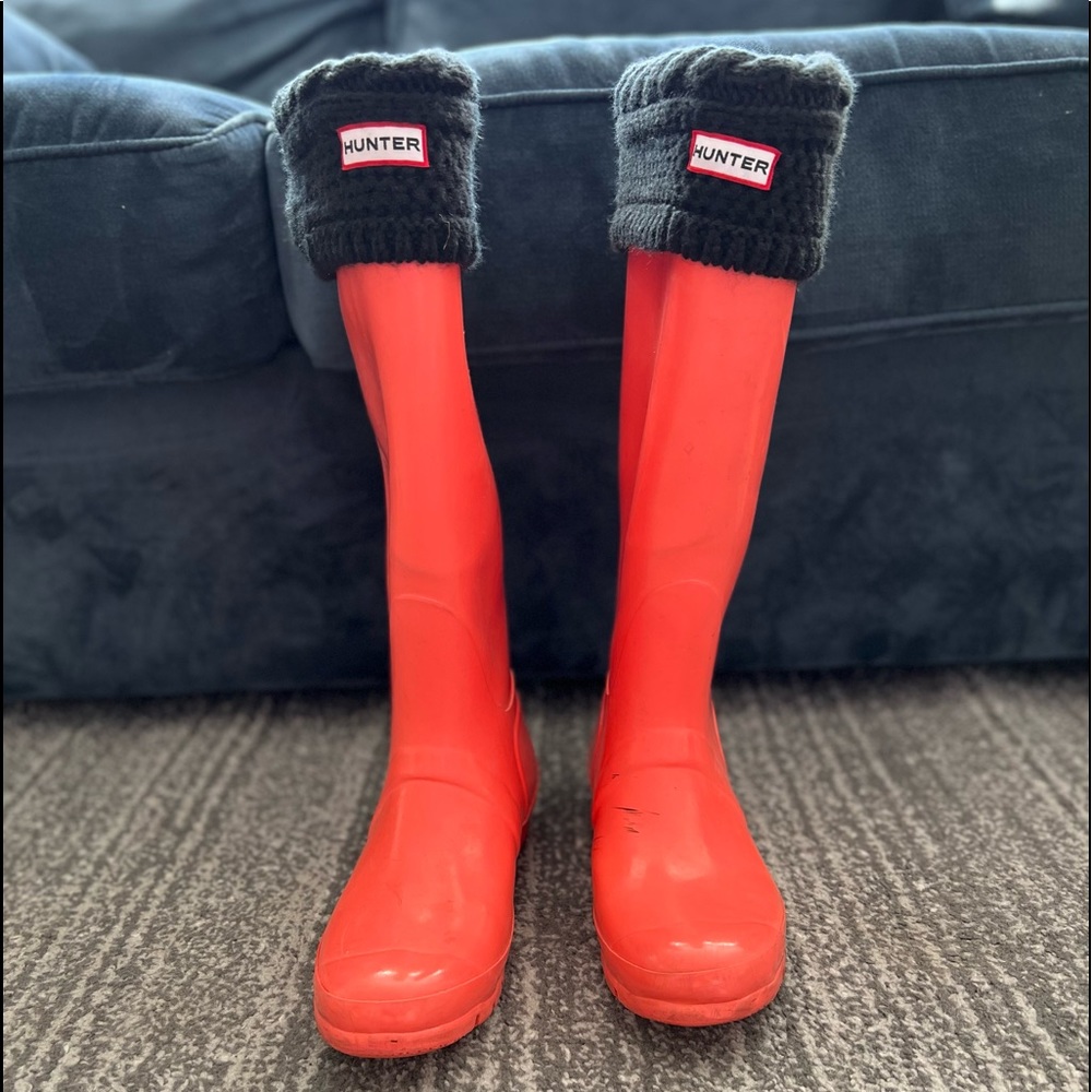 Pink Hunter rain boots with winter insert socks!